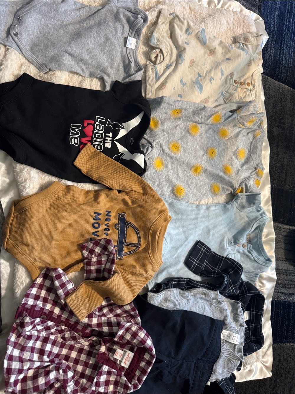 20 pieces Different brands 0-3 months clothes